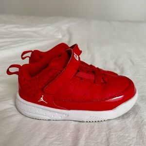 Boys Jordan Sneakers
